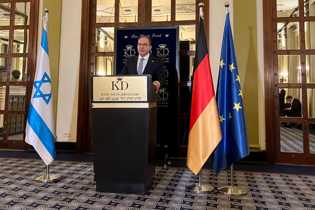 Deutschland und Israel: Sicherheitskooperation trotz Genozidvorwurf?