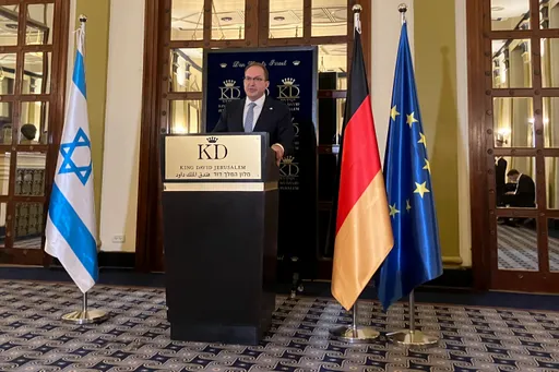 Deutschland und Israel: Sicherheitskooperation trotz Genozidvorwurf?