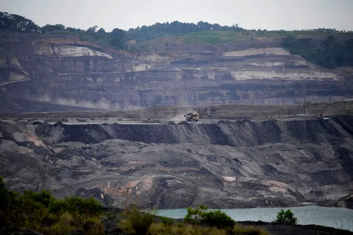 Indonesia pertimbangkan tingkatkan produksi batu bara seiring kenaikan harga global
