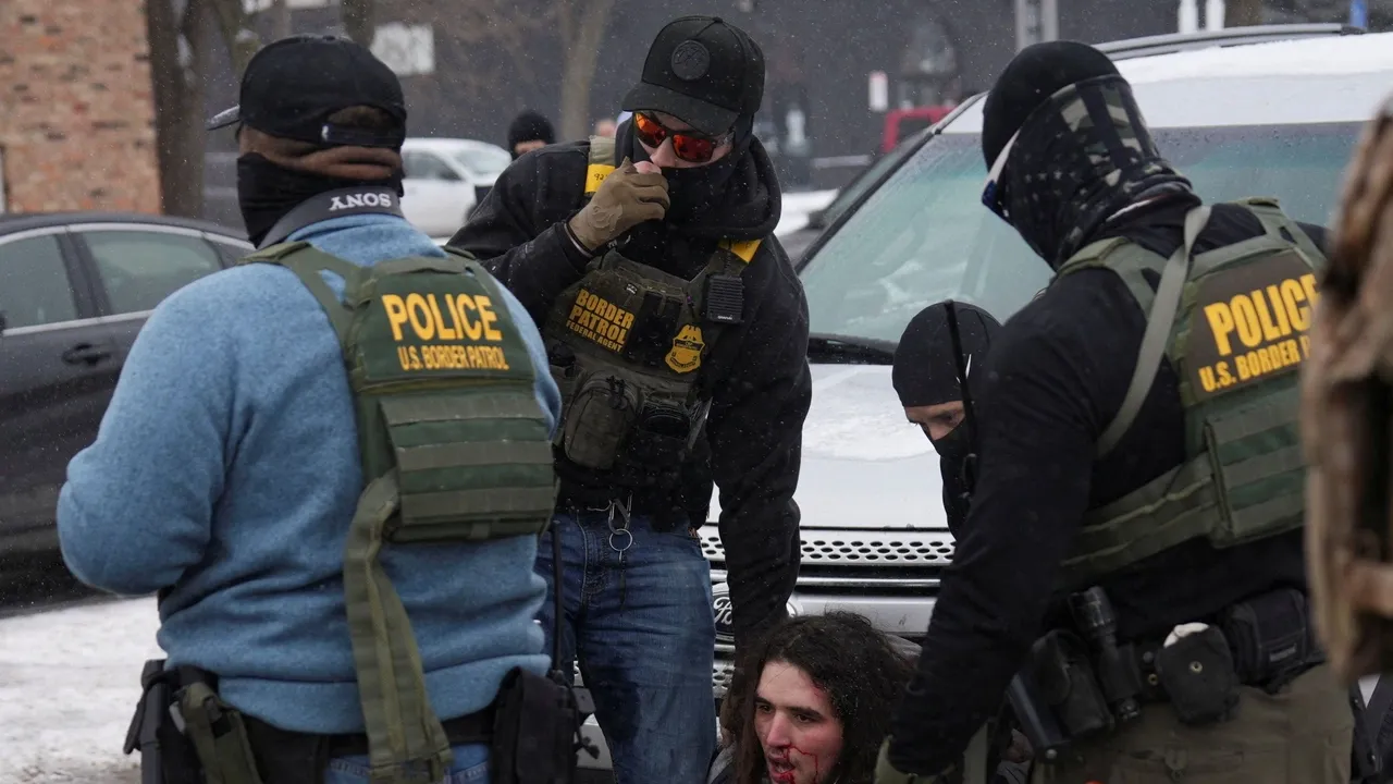 Tramp idaräse Mên ştatında migrantlarğa qarşı basqınnar başladı