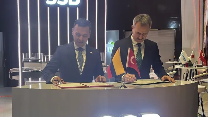 “Primer paso en cooperación de defensa”: Türkiye y Colombia sellan acuerdo en el sector de defensa