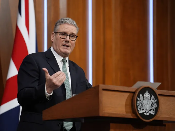 Starmer: "Reino Unido pronto para fazer a sua parte para proteger a segurança do Ártico"