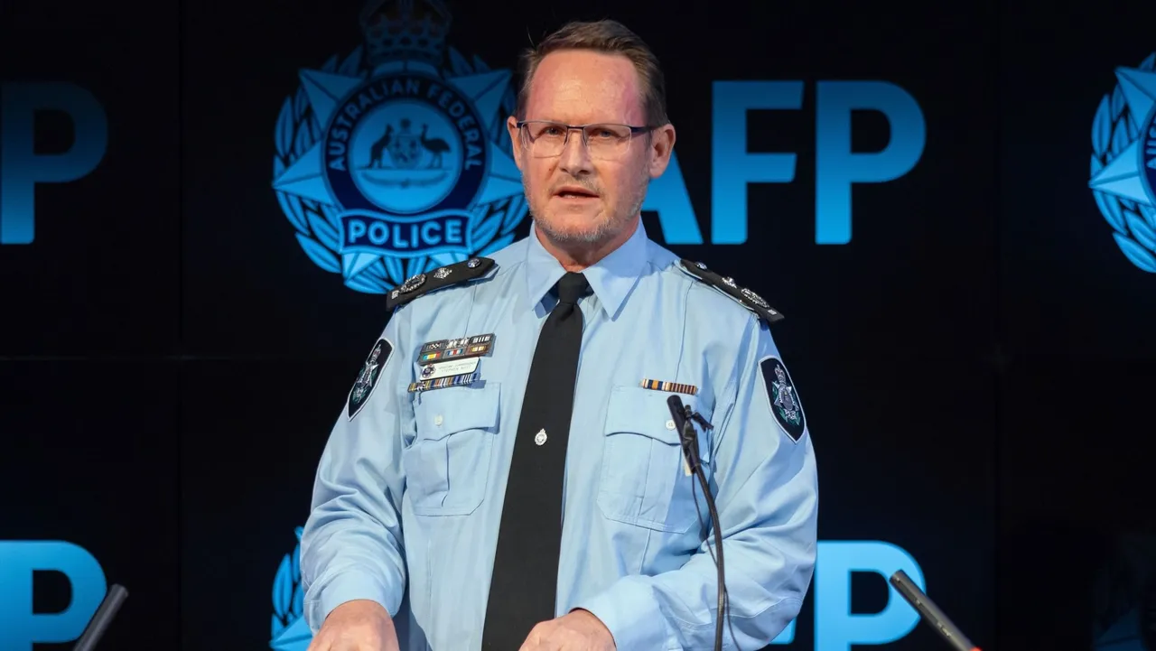 Pelo menos três mortos e um ferido em tiroteio na Austrália, atirador está foragido