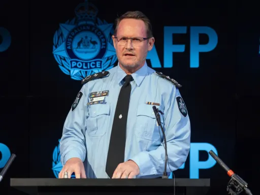 Pelo menos três mortos e um ferido em tiroteio na Austrália, atirador está foragido