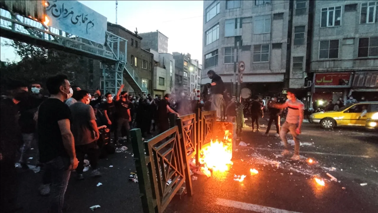 Izvještaj: Broj poginulih u protestima u Iranu premašio 5.000