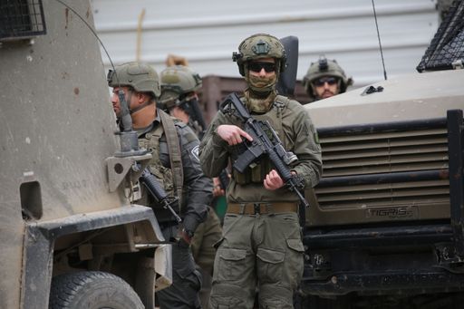 TRT World - Israeli troops kill Palestinian man in occupied West Bank and seize his body