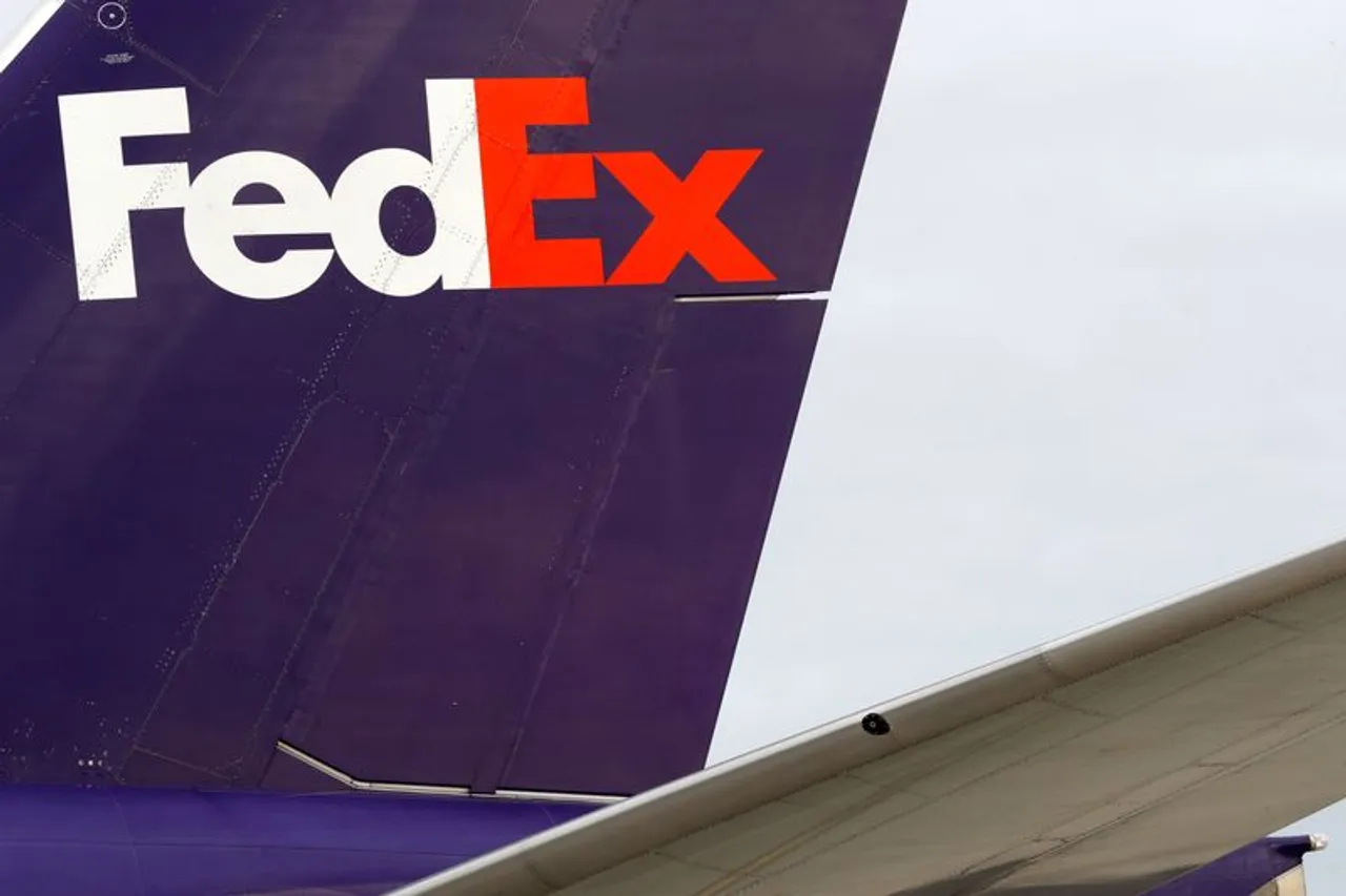French Jewish group files complaint against FedEx over Gaza-linked arms shipments to Israel