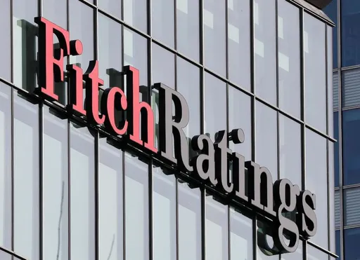Fitch pangkas prospek peringkat kredit Indonesia jadi negatif, soroti ketidakpastian kebijakan