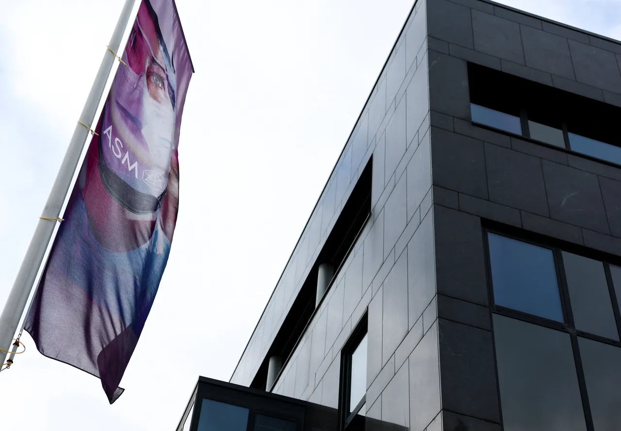 EU lanceert Europa's grootste proeflijn voor halfgeleiders met investering van 832 miljoen dollar