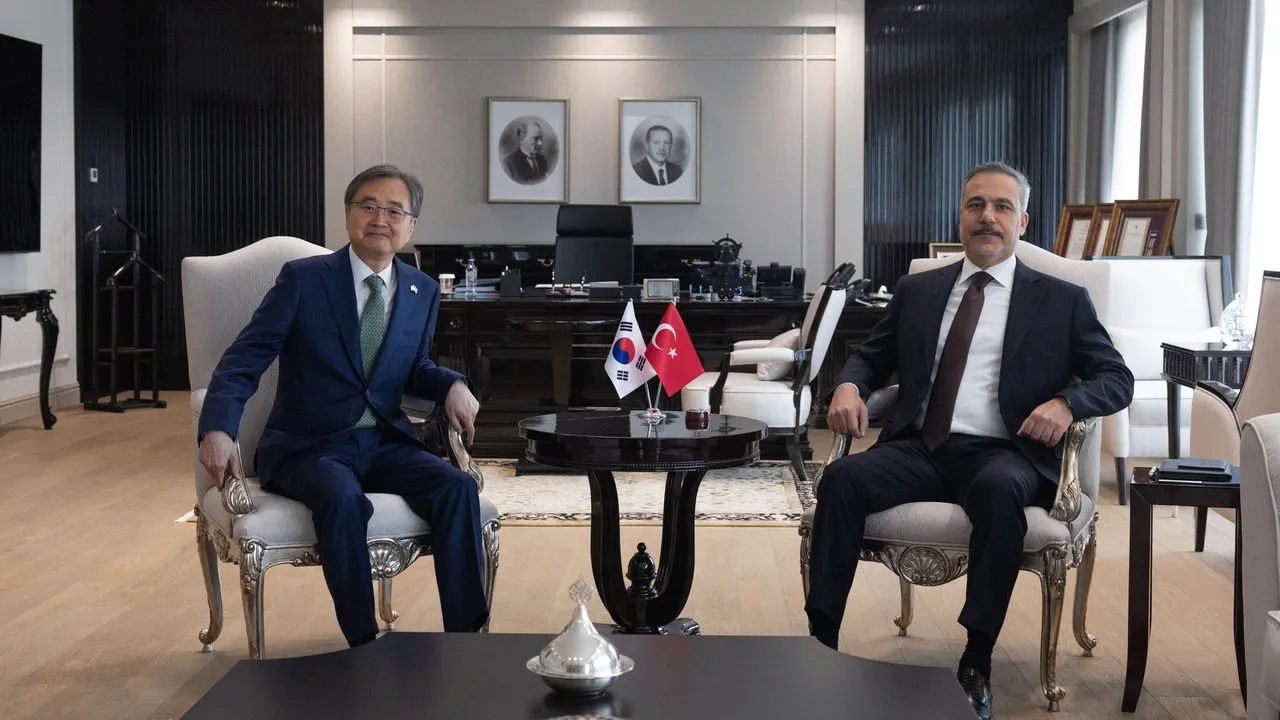 韓国、トルコの高まる国際的役割を評価 防衛・戦略分野での関係が深化