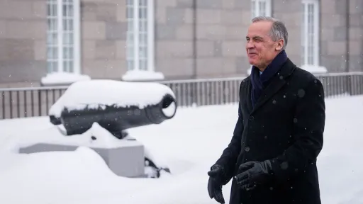 واکنش کارنی به ترامپ: کانادا به‌خاطر آمریکا زنده نیست