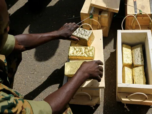 Desabamento de mina de ouro no Sudão mata seis pessoas e dezenas permanecem presas