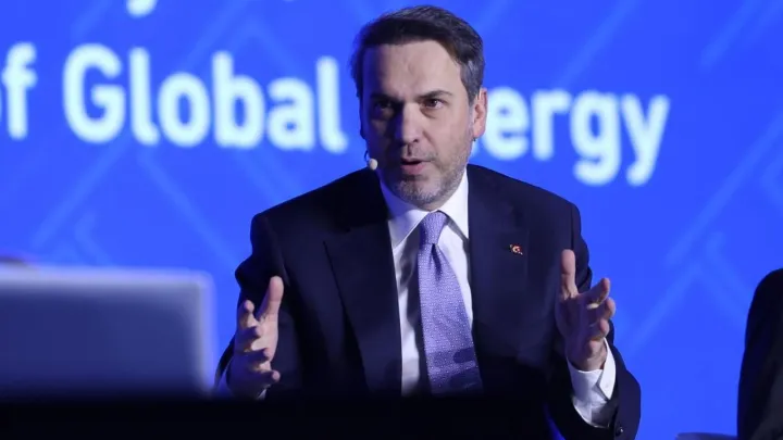 بایراکتار: ترکیه در پروژههای انرژی خشکی و دریایی لیبی فعال خواهد بود