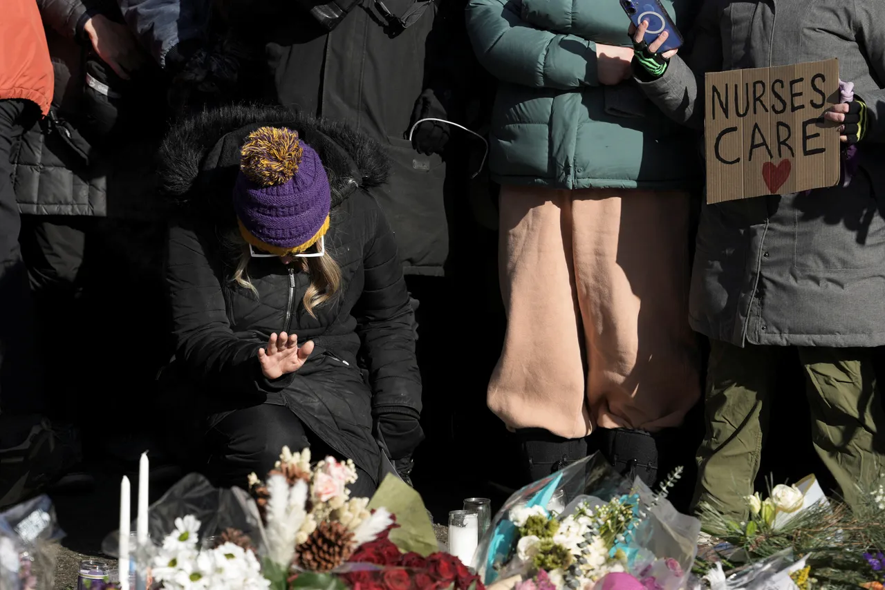 Minnesota Governor Walz urges Trump to pull ICE out of state after killing of Alex Pretti