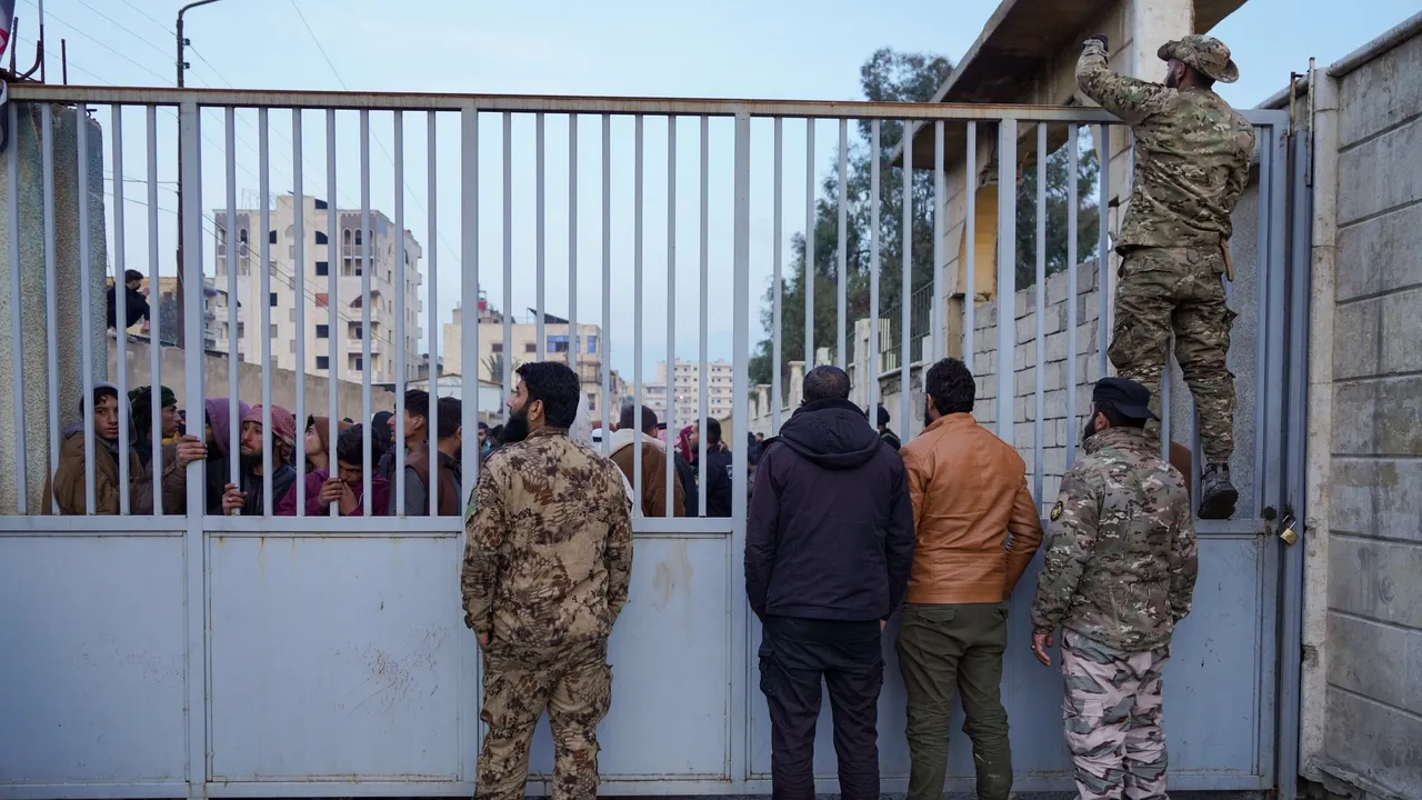 YPG tərəfindən həbsxanada əsir saxlanan 126 uşaq xilas edildi