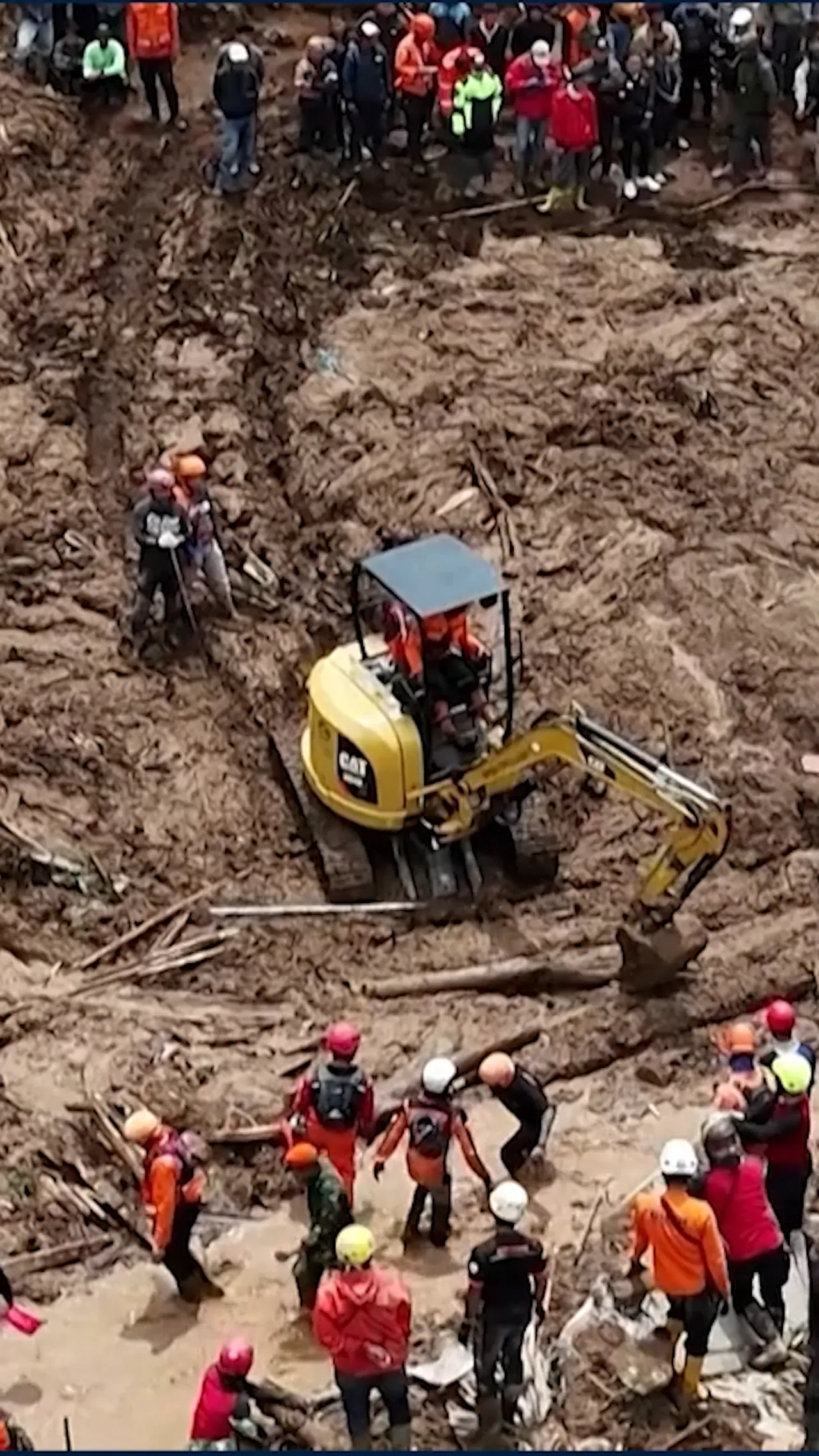 Korban tewas akibat tanah longsor di Cisarua bertambah menjadi 25 orang