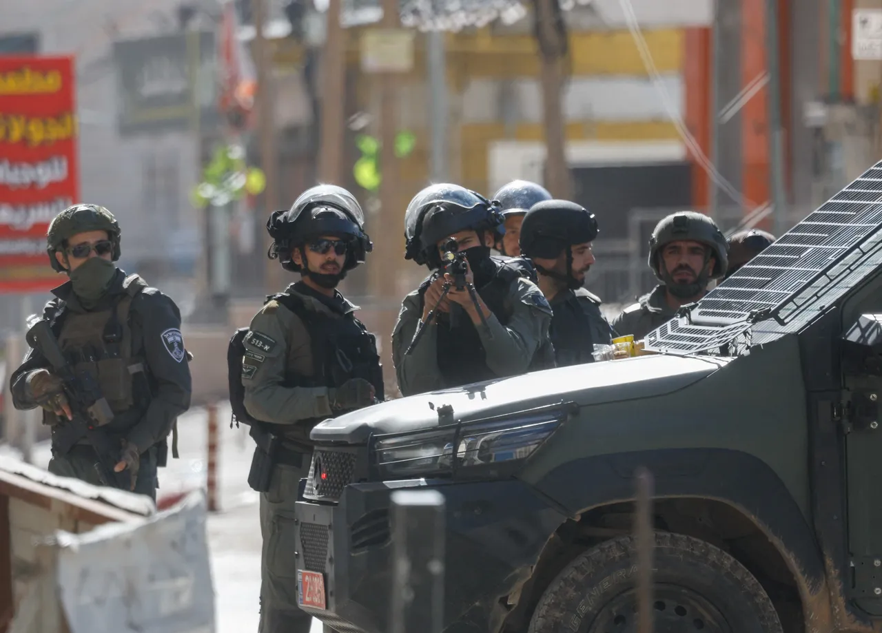 مواجهات بين فلسطينيين وجيش الاحتلال ومستوطنين في الضفة وسط إطلاق رصاص كثيف