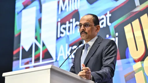 Ибрахим Калын ХАМАС делегациясымен кездесті