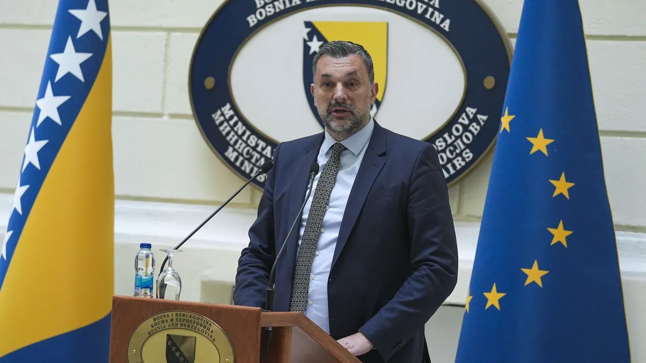 Глава МИД Боснии назвал Турцию сверхдержавой