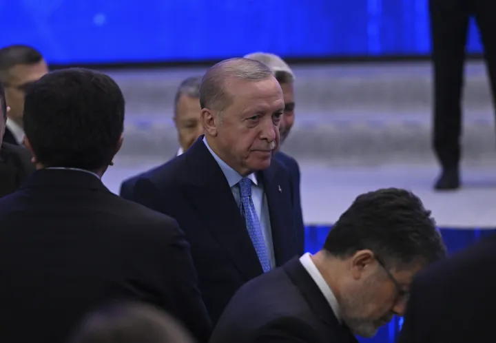 Erdoğan: ​​Nuk ka vend për shtet brenda shtetit ose forca të armatosura të ndara në Siri