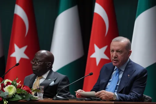 Erdoğan: Türkiye qëndron pranë Nigerisë në luftën kundër terrorizmit
