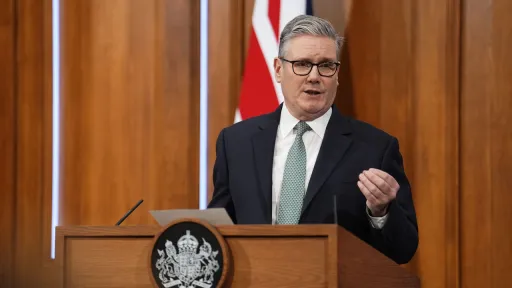 Стармер отказался выбирать между США и Китаем