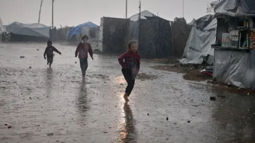 В Газе продолжают гибнуть дети