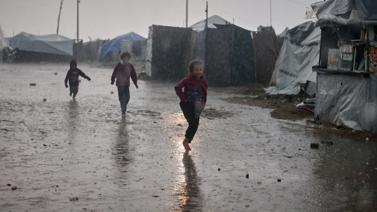 В Газе продолжают гибнуть дети