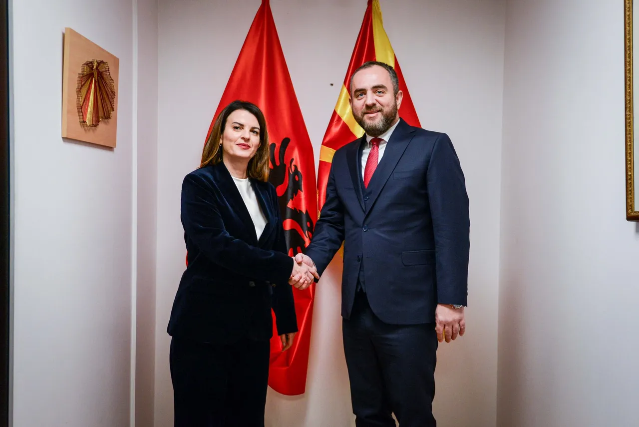 Тошковски - Кочиу: Пред летната сезона ќе профункционира „One Stop Shop“ меѓу двете држави