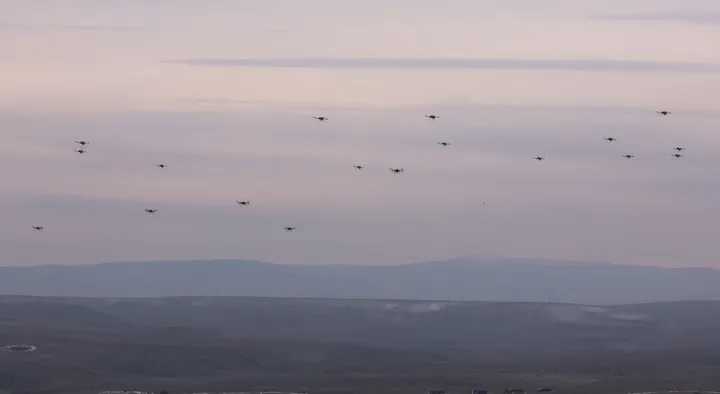 تركيا تدخل عصر "حروب الأسراب"… مسيّرات ذكية تنفّذ أول هجوم حي بقرار واحد