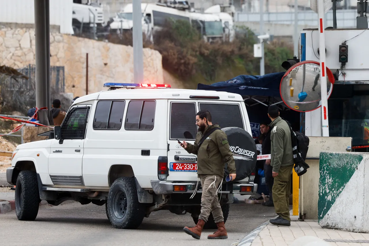 Israël mène des raids massifs et arrête des dizaines de personnes en Cisjordanie occupée