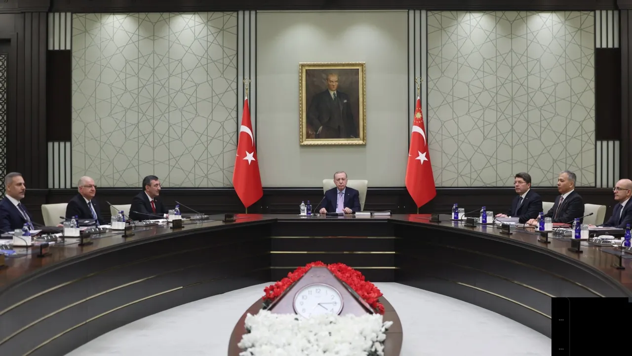 Турция связала стабильность Ирана с региональной безопасностью