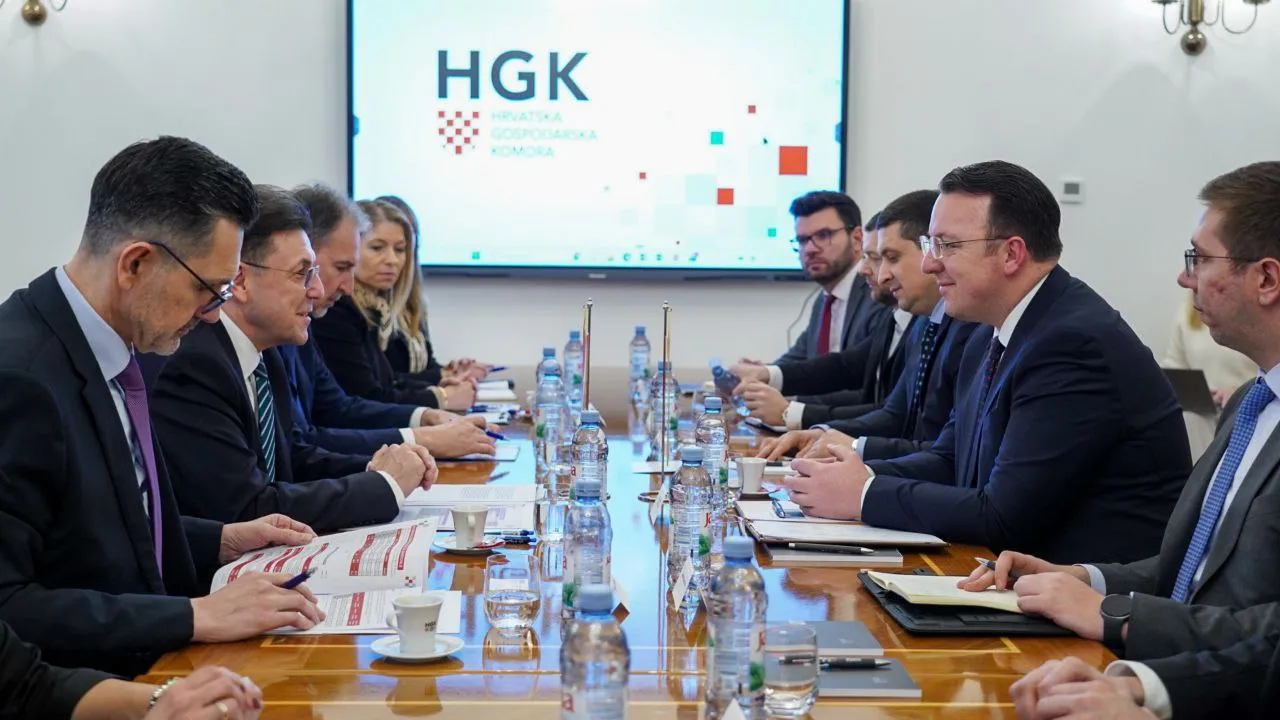 Николоски - Буриловиќ: Неработењето на превозниците е сериозна закана за регионалните економии