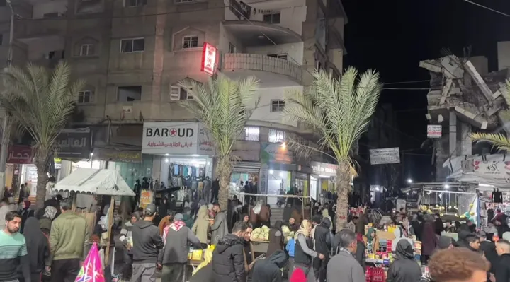 In Gaza’s darkness, Palestinians use ingenuity to light up their lives