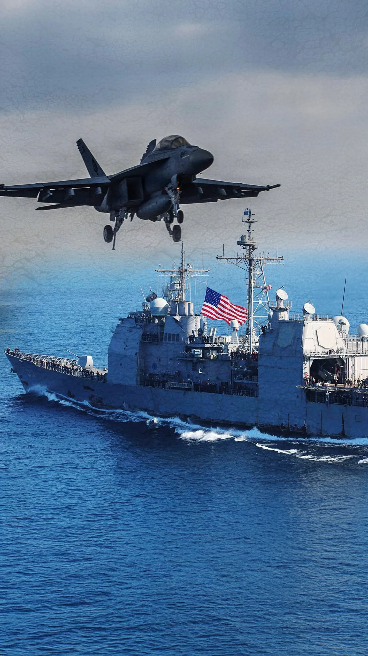 AS menggelar latihan militer di dekat Iran usai kapal induk tiba di Timur Tengah