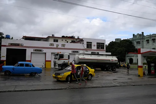 Поставки нефти на Кубу будут караться пошлинами