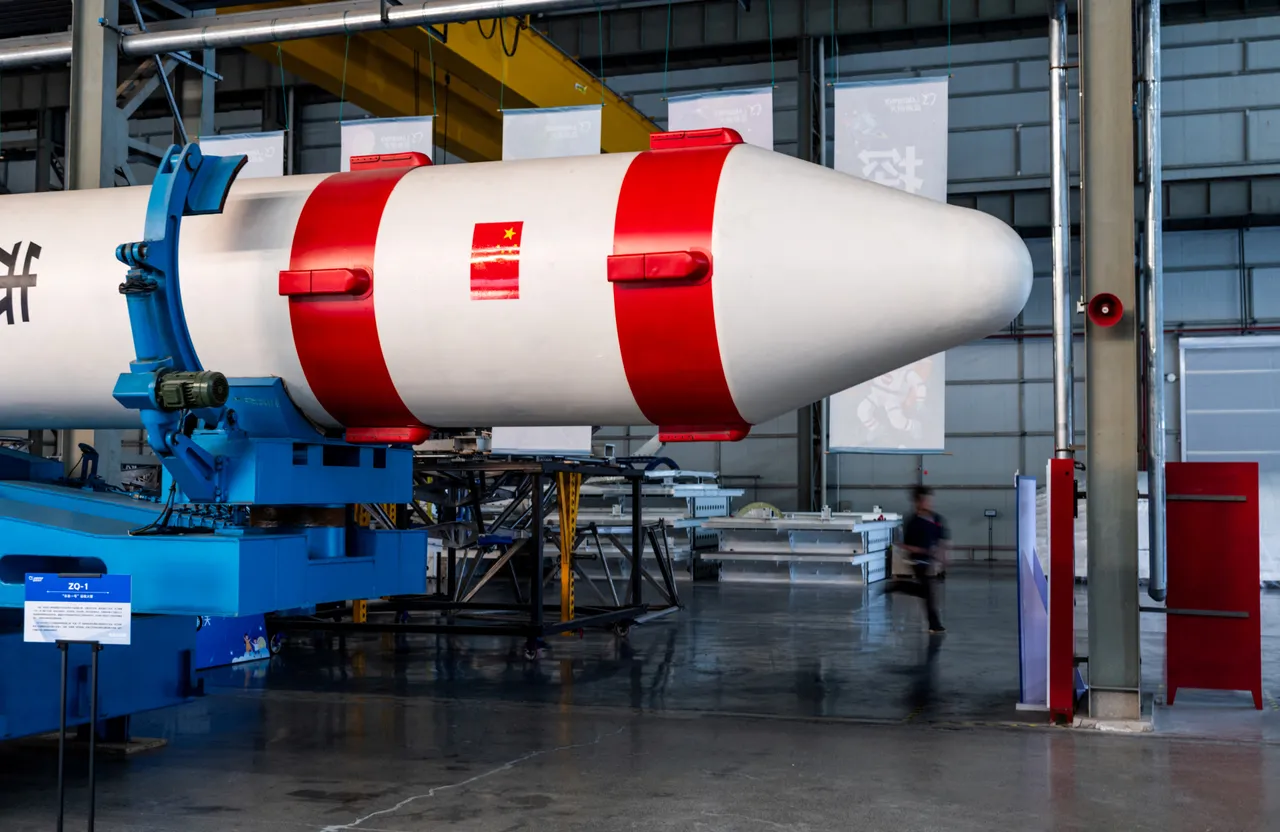 Кина најавува центри за податоци за ВИ во вселената