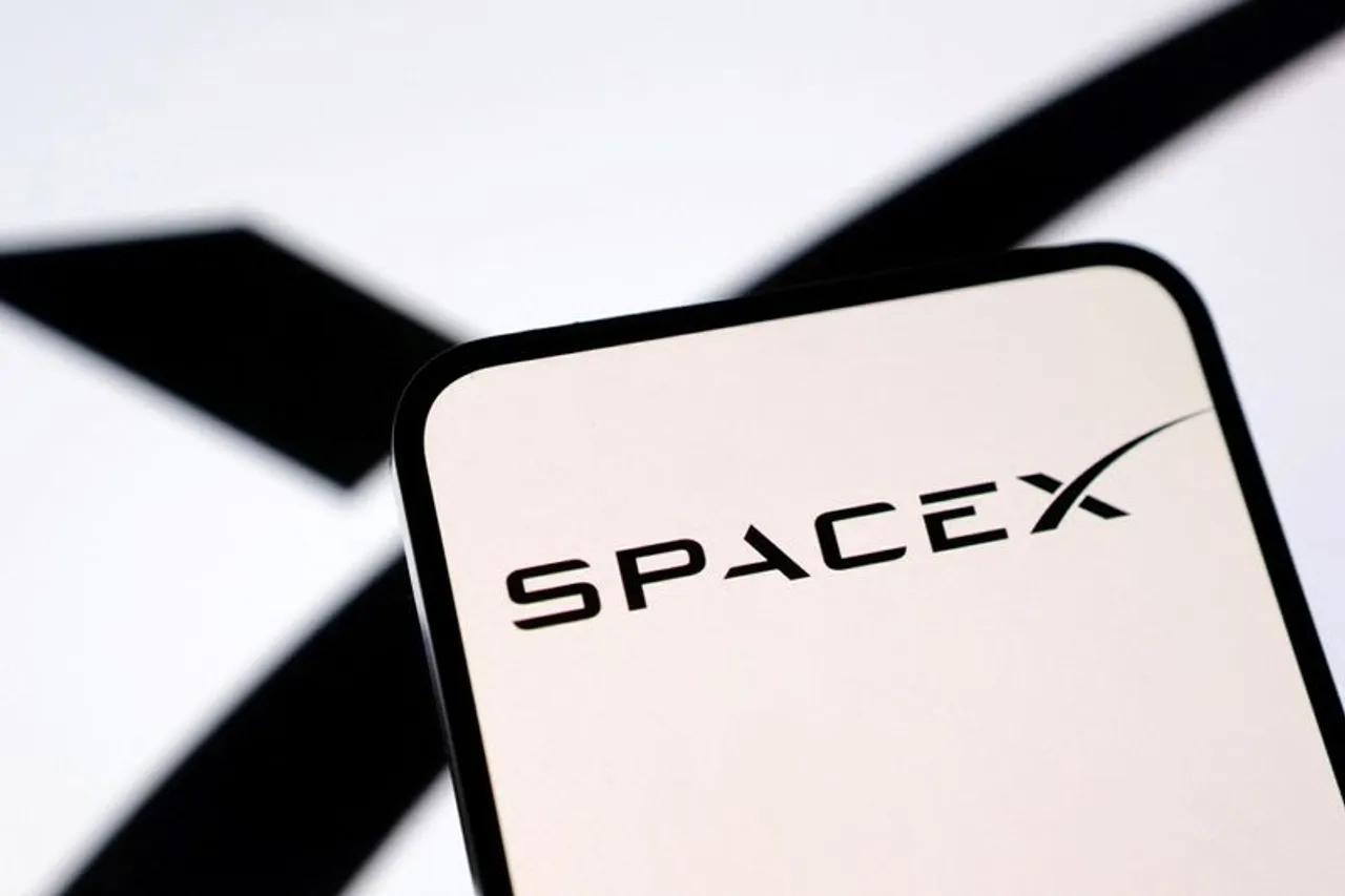 Musk menggabungkan xAI ke dalam SpaceX untuk kembangkan pusat data berbasis ruang angkasa