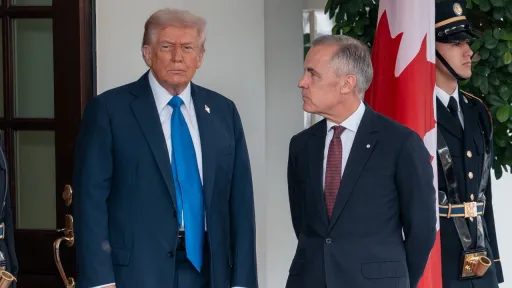 Трамп решил поглотить Канаду по частям?