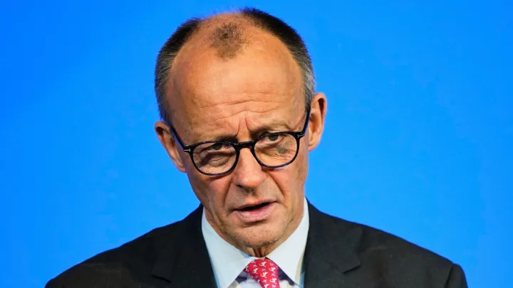 Мерц призвал Европу говорить языком силы