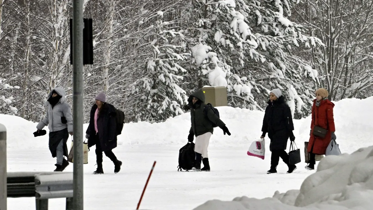 Почему мигранты массово покидают Россию?