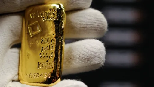 Az arany ára az egekben: tegnap még unciánként 5 200, ma már 5 500 dollár