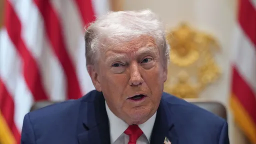 Трамп уговорил Путина на паузу в обстрелах