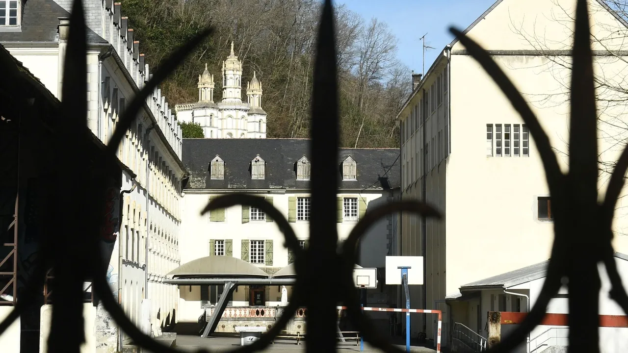 France: une proposition de loi déposée contre les violences sexuelles en milieu scolaire