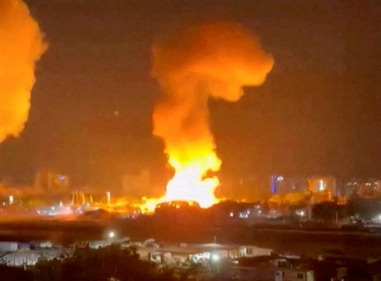 ټرمپ لخوا وینزویلا په بریدونو د ګواښلونو نه وروسته د وینزویلا پلازمینه کاراکاس درندو چاودنو ولړزاوله