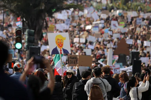 Anti-ICE protests sweep US cities as DOJ opens probe into Pretti killing