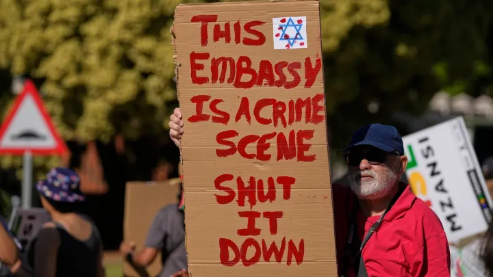 رداً على خطوة مماثلة.. إسرائيل تطلب من كبير ممثلي جنوب إفريقيا مغادرة أراضيها خلال 72 ساعة