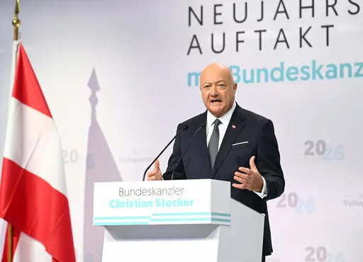 Österreich: Kanzler Stocker kündigt Volksbefragung über längeren Wehrdienst an