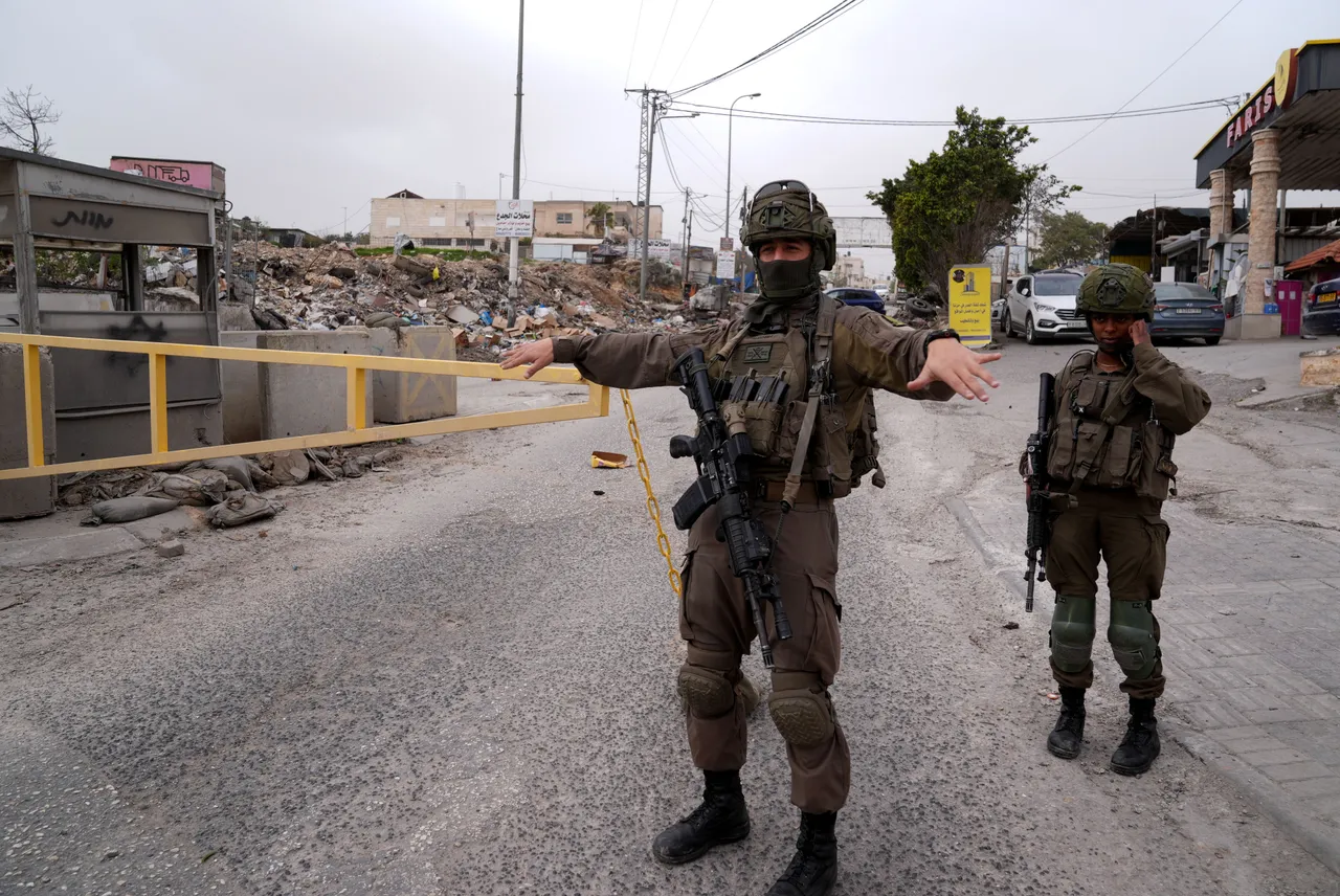 حملة اقتحامات واعتقالات إسرائيلية في الضفة.. واتهامات لحكومة نتنياهو بالتغاضي عن إرهاب المستوطنين