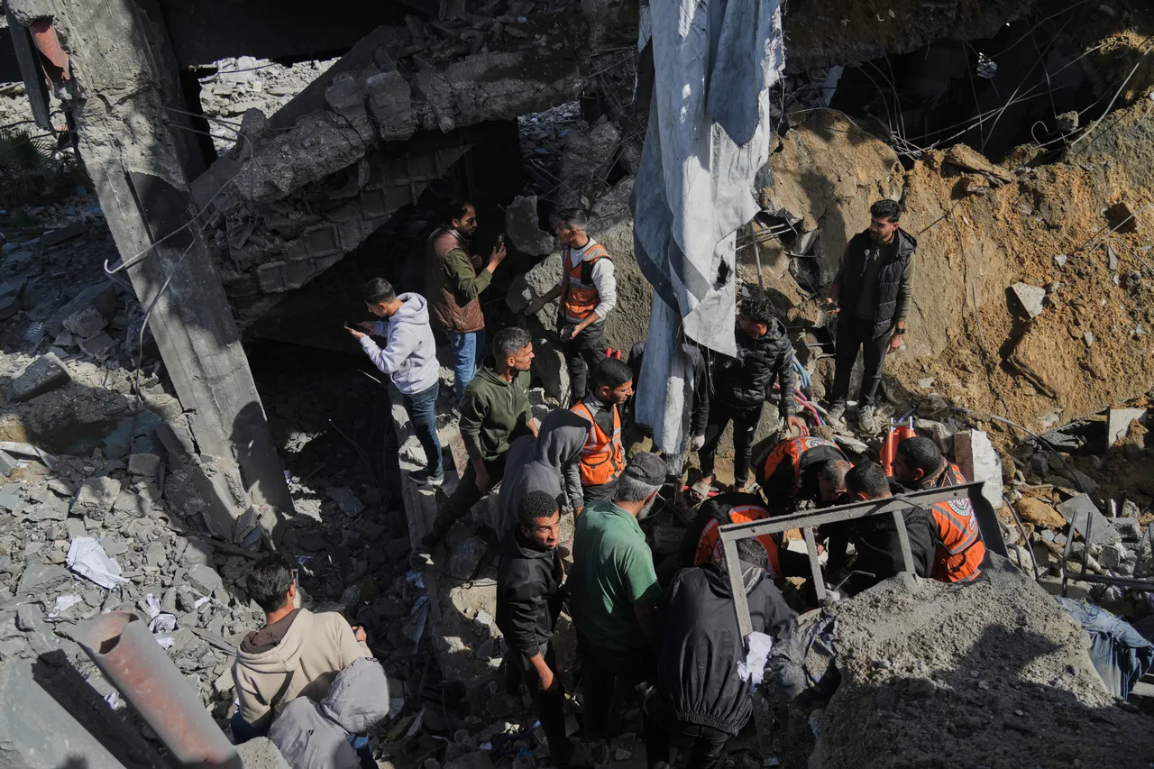 شهيد في غزة برصاص الاحتلال والدفاع المدني يعلّق انتشال الجثث وسط قيود إسرائيلية على المساعدات